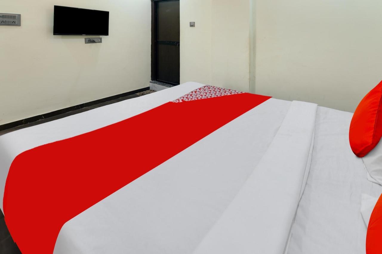 Oyo Hotel Blackgold Chandrapur Esterno foto